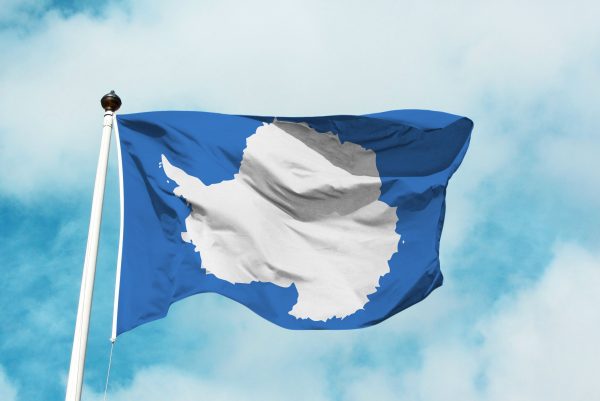 aq Antarktisz zászlaja