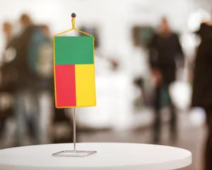 Benin asztali zászló – 15×25 cm